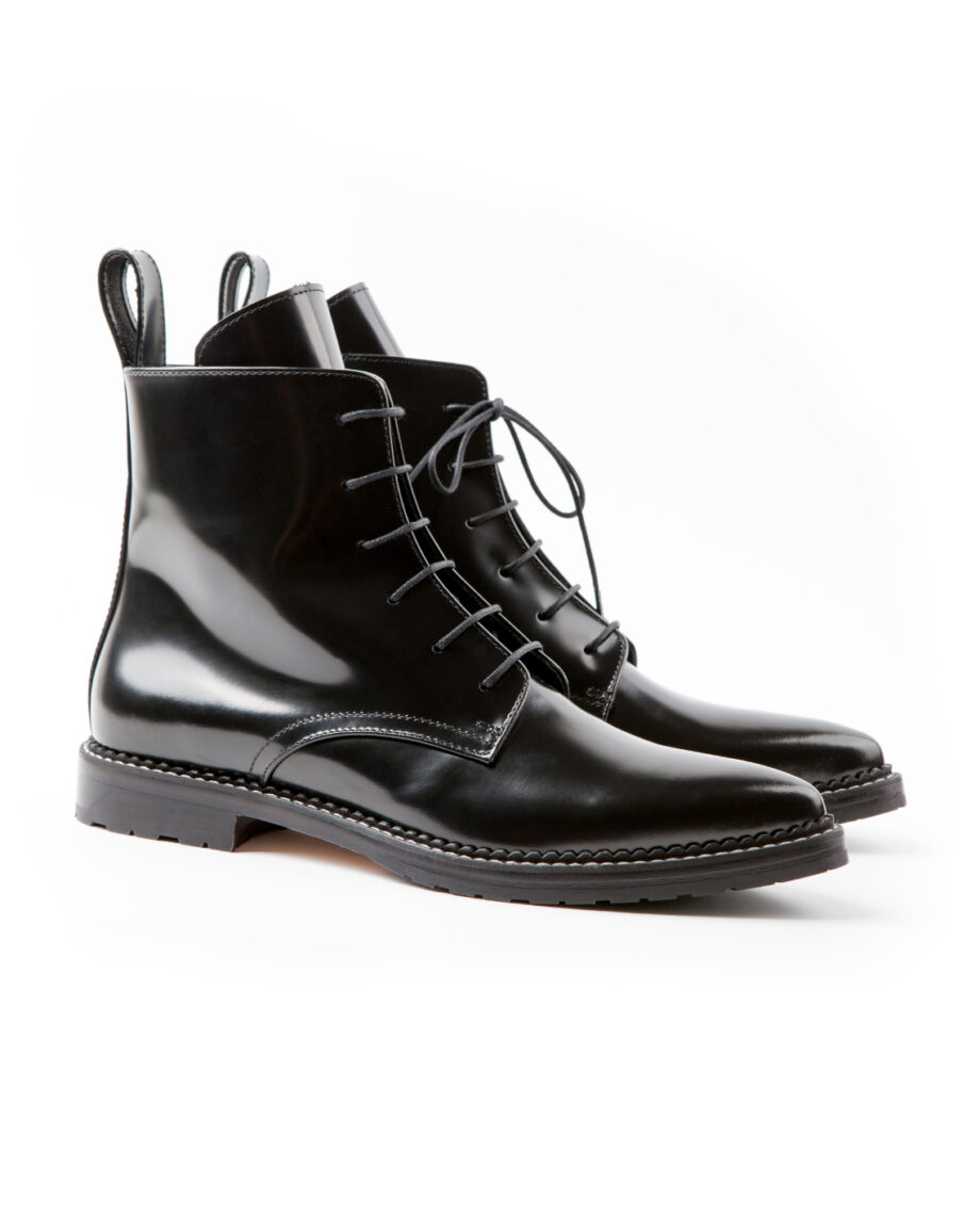 Dapper Pointed Toe Lace-up Boots