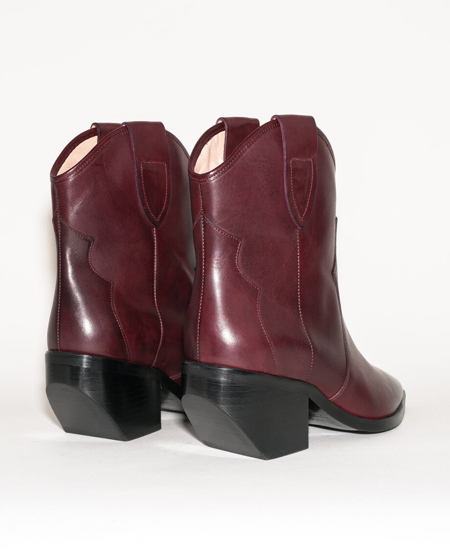 Bordeaux Western Boots