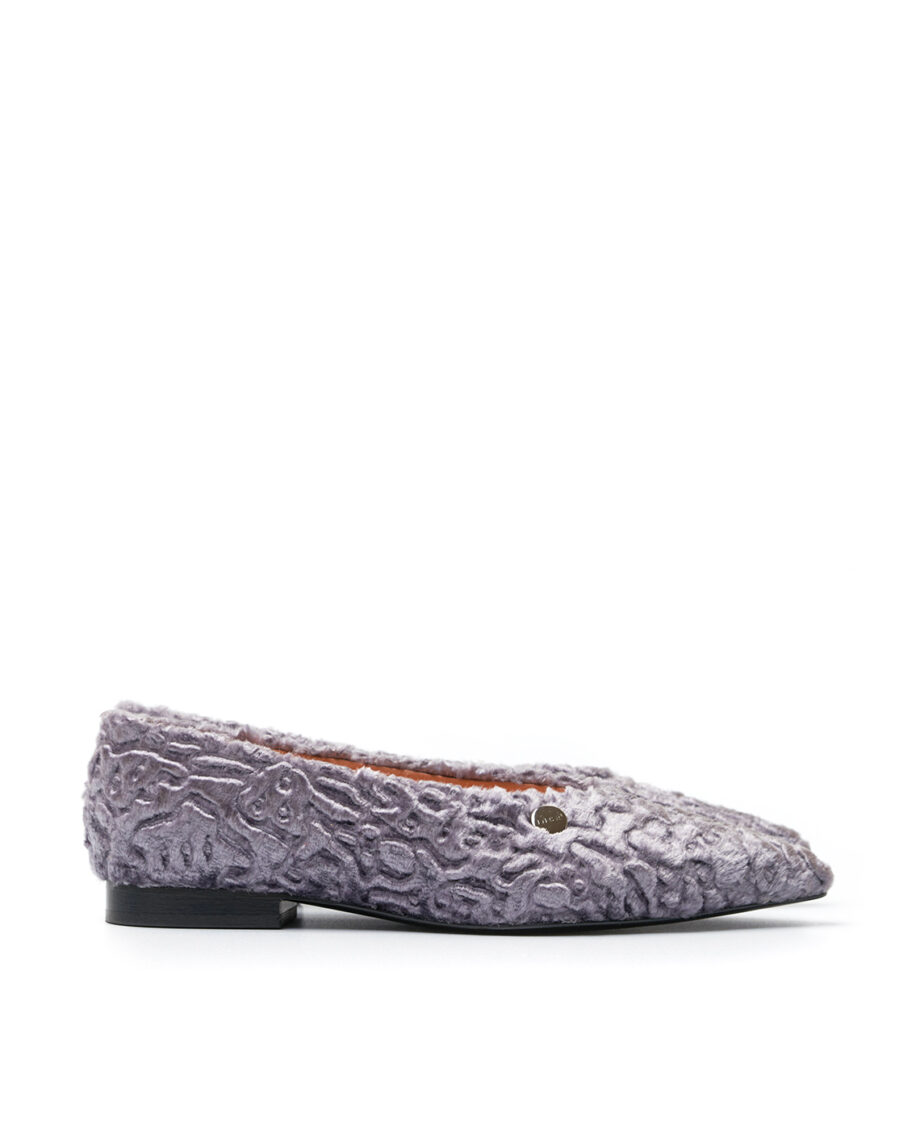 SILVER CARACUL FUR FLATS